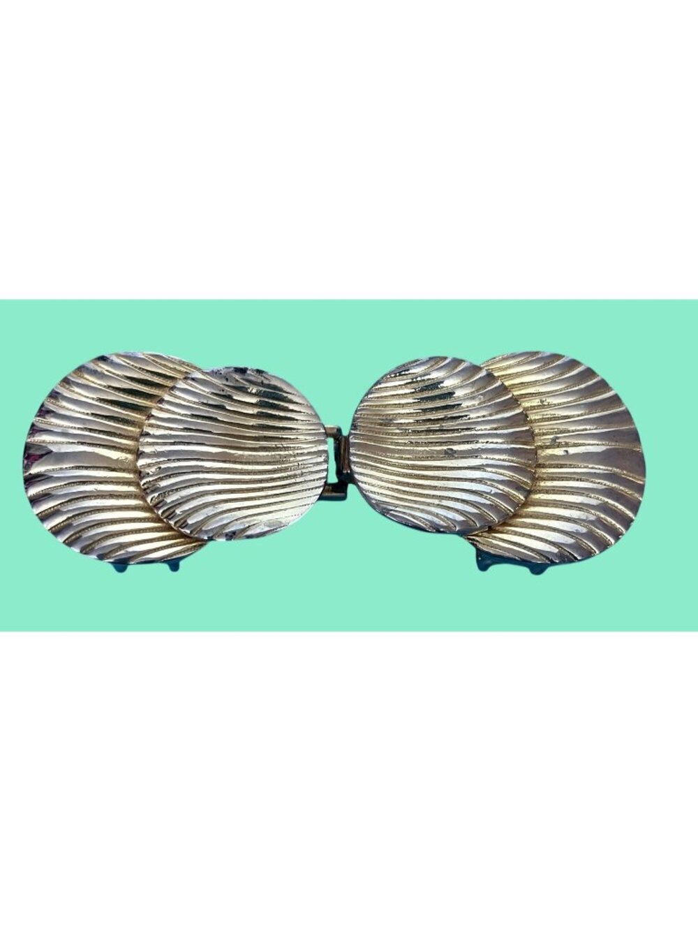 1982 Mimi Di N Gold-Tone Shell Design Belt Buckle 4.5" ( 2" each piece) Vintage